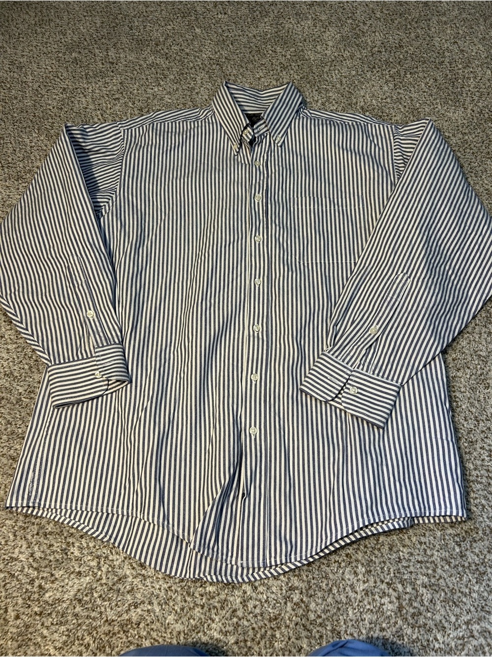 Bills Khakis Men's Navy and White Striped Button-Down Shirt